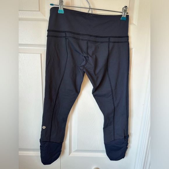 Lululemon Tight Stuff Crop Legging sz.6 - Picture 2 of 5